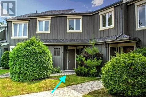 145 Fairway Crescent Collingwood ON L9Y 5B4