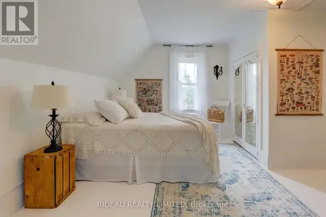 784 Mccann Road Rideau Lakes ON K0G 1V0