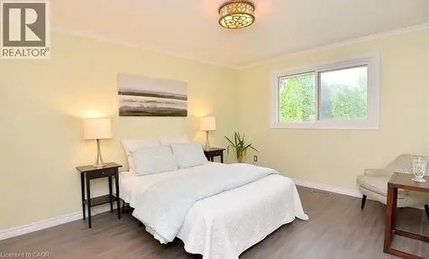 238 Fairridge Road Hamilton ON L8K 5M4