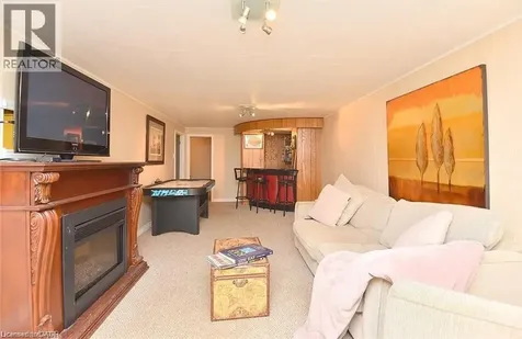 238 Fairridge Road Hamilton ON L8K 5M4
