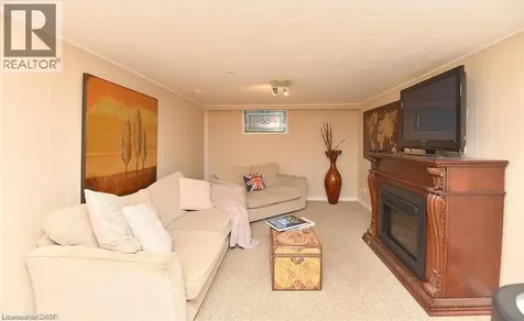 238 Fairridge Road Hamilton ON L8K 5M4