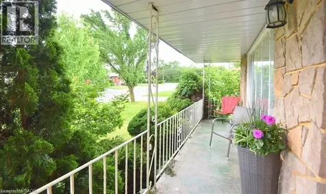 238 Fairridge Road Hamilton ON L8K 5M4