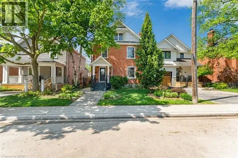 546 Hurd Avenue Burlington ON L7S 1T1