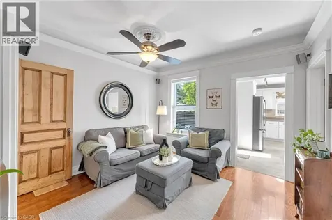 546 Hurd Avenue Burlington ON L7S 1T1