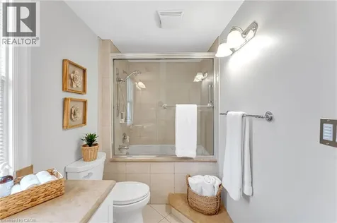 546 Hurd Avenue Burlington ON L7S 1T1
