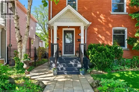 546 Hurd Avenue Burlington ON L7S 1T1