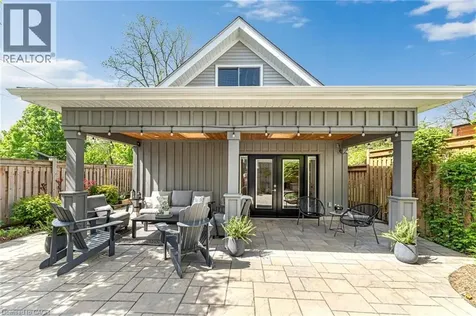 546 Hurd Avenue Burlington ON L7S 1T1