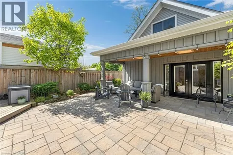 546 Hurd Avenue Burlington ON L7S 1T1