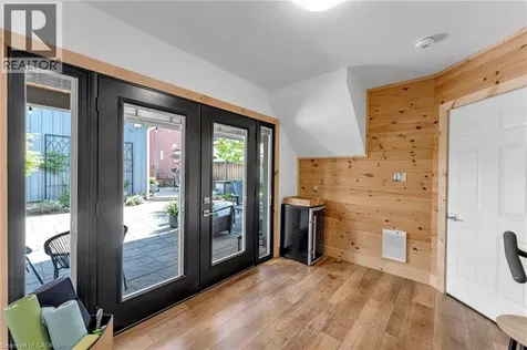 546 Hurd Avenue Burlington ON L7S 1T1
