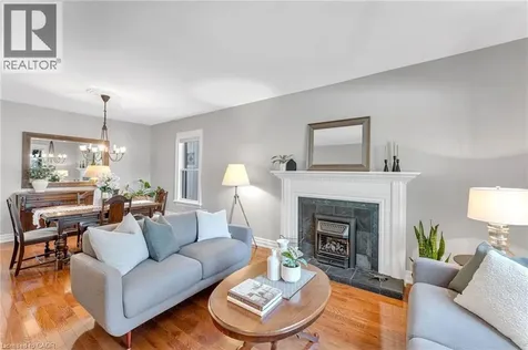 546 Hurd Avenue Burlington ON L7S 1T1