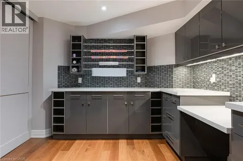 2201 Rochester Circle Oakville ON L6M 5E3