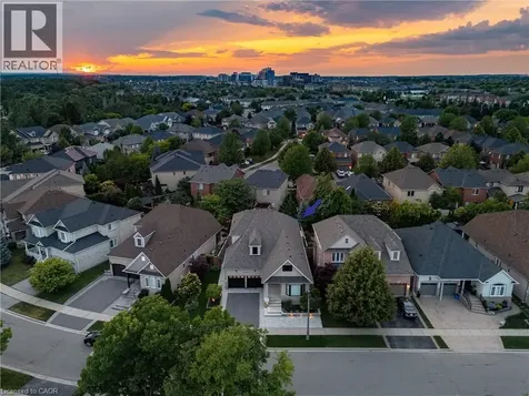 2201 Rochester Circle Oakville ON L6M 5E3