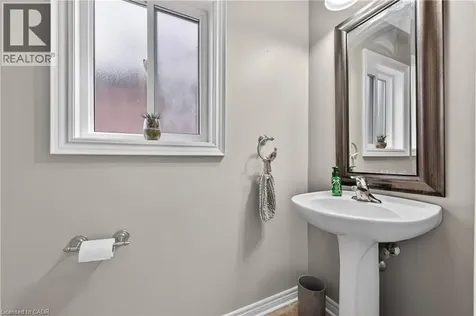 4071 Bush Crescent Beamsville ON L3J 0G7