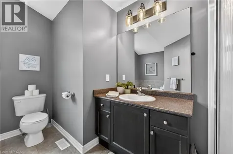 4071 Bush Crescent Beamsville ON L3J 0G7