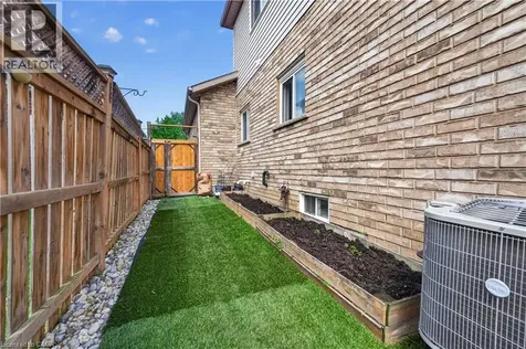 4071 Bush Crescent Beamsville ON L3J 0G7