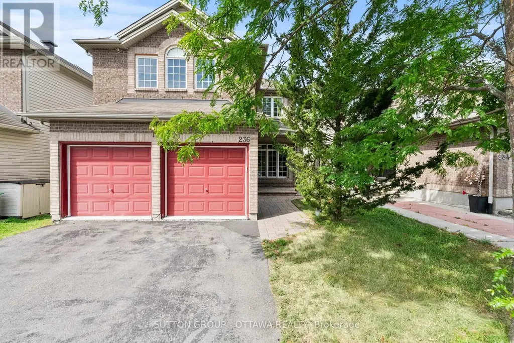236 Colbert Crescent Ottawa ON K1V 2C5