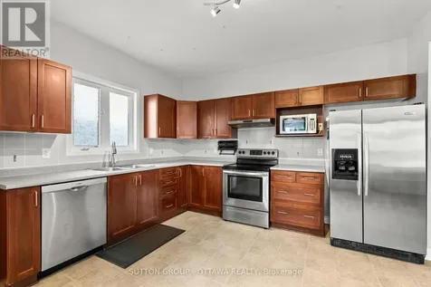 236 Colbert Crescent Ottawa ON K1V 2C5