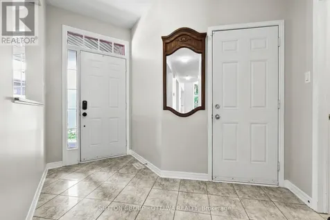 236 Colbert Crescent Ottawa ON K1V 2C5
