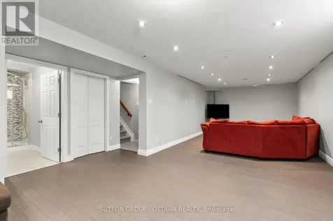 236 Colbert Crescent Ottawa ON K1V 2C5