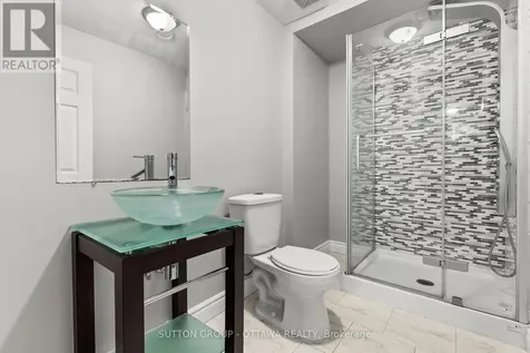 236 Colbert Crescent Ottawa ON K1V 2C5