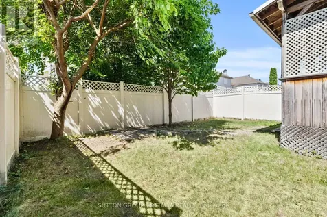 236 Colbert Crescent Ottawa ON K1V 2C5