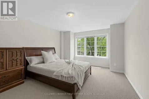788 Kilbirnie Drive Ottawa ON K2J 0M4
