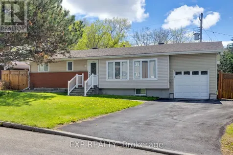 888 Charleswood Avenue Ottawa ON K1K 0W3