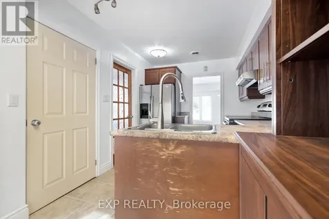888 Charleswood Avenue Ottawa ON K1K 0W3