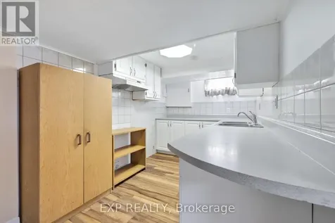 888 Charleswood Avenue Ottawa ON K1K 0W3
