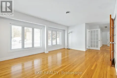 888 Charleswood Avenue Ottawa ON K1K 0W3