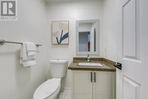 5875 Fieldon Road Mississauga (central Erin Mills) ON L5M 5K5