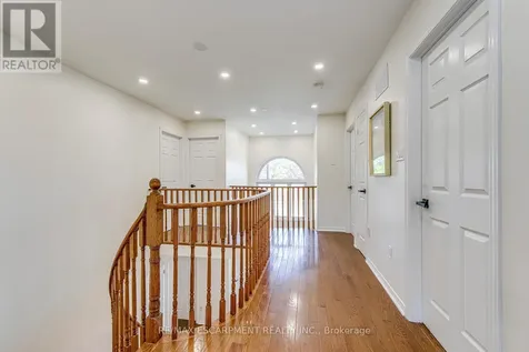 5875 Fieldon Road Mississauga (central Erin Mills) ON L5M 5K5