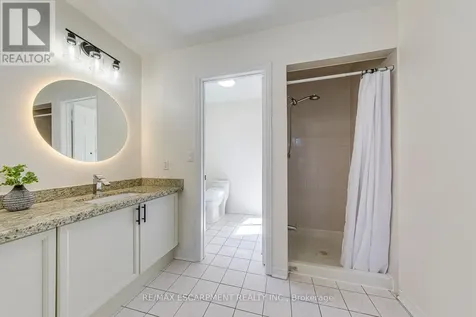 5875 Fieldon Road Mississauga (central Erin Mills) ON L5M 5K5