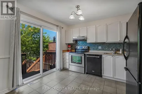 698 Brome Crescent Ottawa ON K4A 1W2