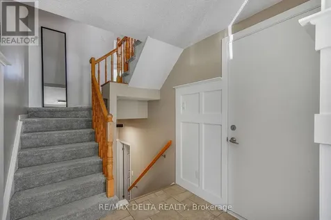 698 Brome Crescent Ottawa ON K4A 1W2