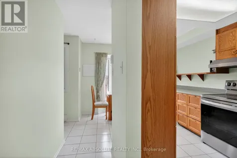 231 Harriot Private Ottawa ON K1T 3E1