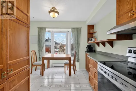 231 Harriot Private Ottawa ON K1T 3E1