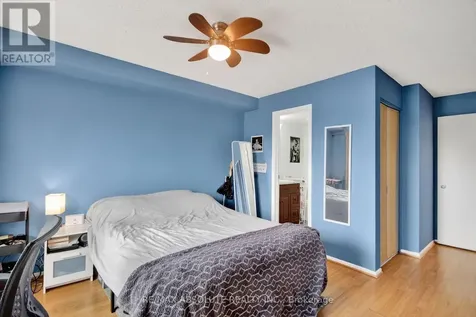 231 Harriot Private Ottawa ON K1T 3E1