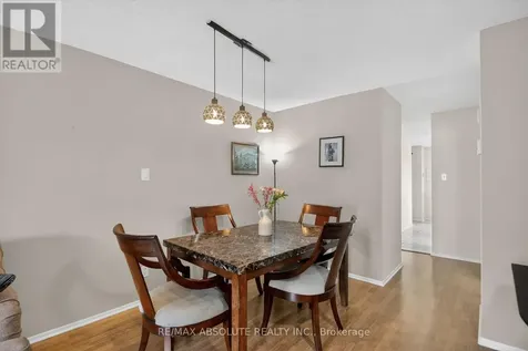 231 Harriot Private Ottawa ON K1T 3E1