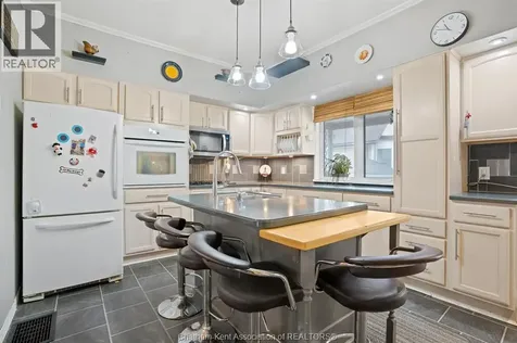 282 Queen Street Chatham ON N7M 2H4