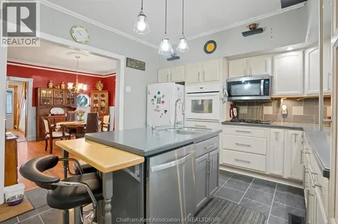 282 Queen Street Chatham ON N7M 2H4