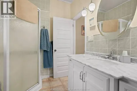 282 Queen Street Chatham ON N7M 2H4