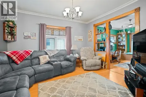 282 Queen Street Chatham ON N7M 2H4