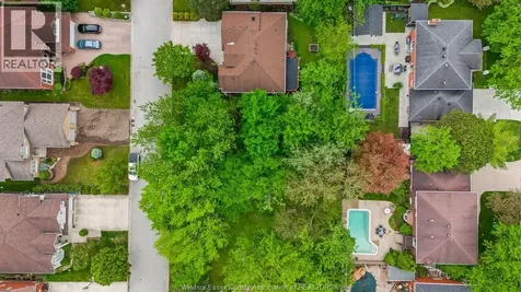 3699 Inglewood Avenue Windsor ON N9E 4P3