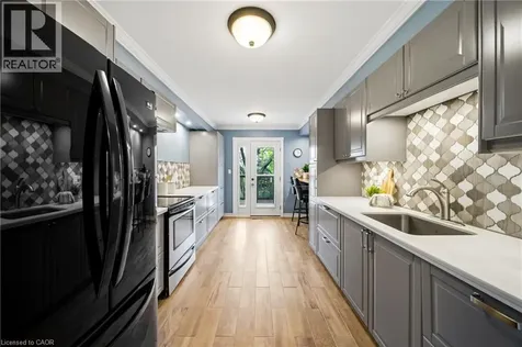 3124 Driftwood Drive Burlington ON L7M 3C9