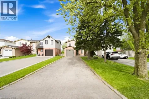 3124 Driftwood Drive Burlington ON L7M 3C9