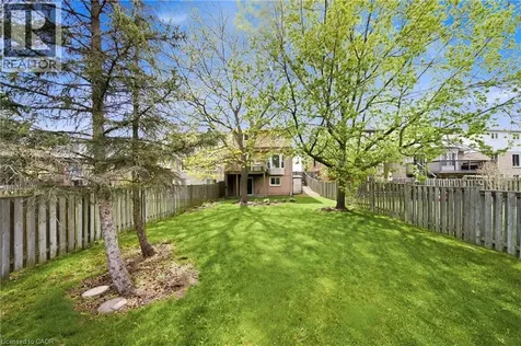 3124 Driftwood Drive Burlington ON L7M 3C9