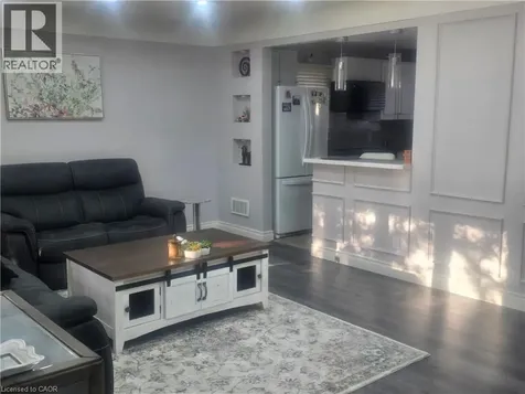 6902 Dell Avenue Niagara Falls ON L2G 4V8