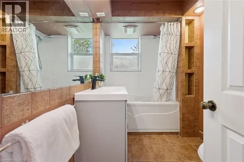 490 Garafraxa Street East Fergus ON N1M 1E5