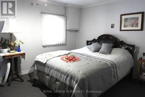 8 Claremont Crescent Oro-medonte ON L3V 0P9